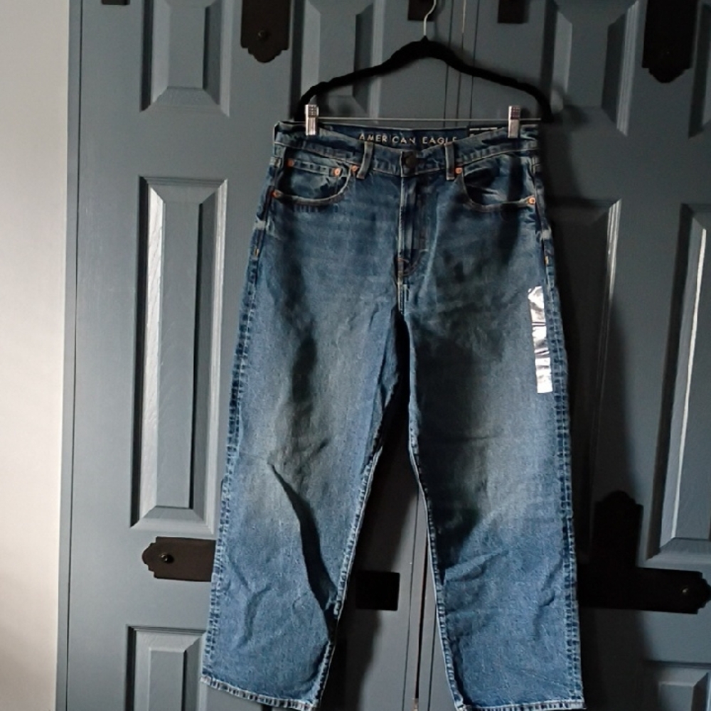 American Eagle Outfitters Men's Washed Blue Relaxed Jeans